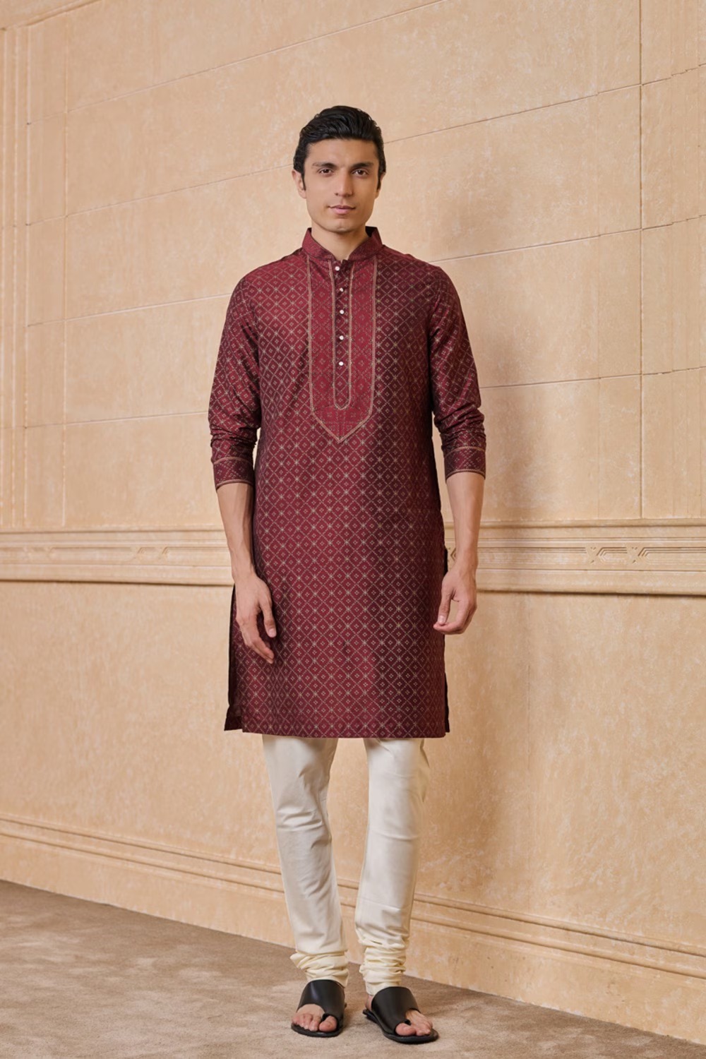 Wine Geometrical Print Kurta for Men