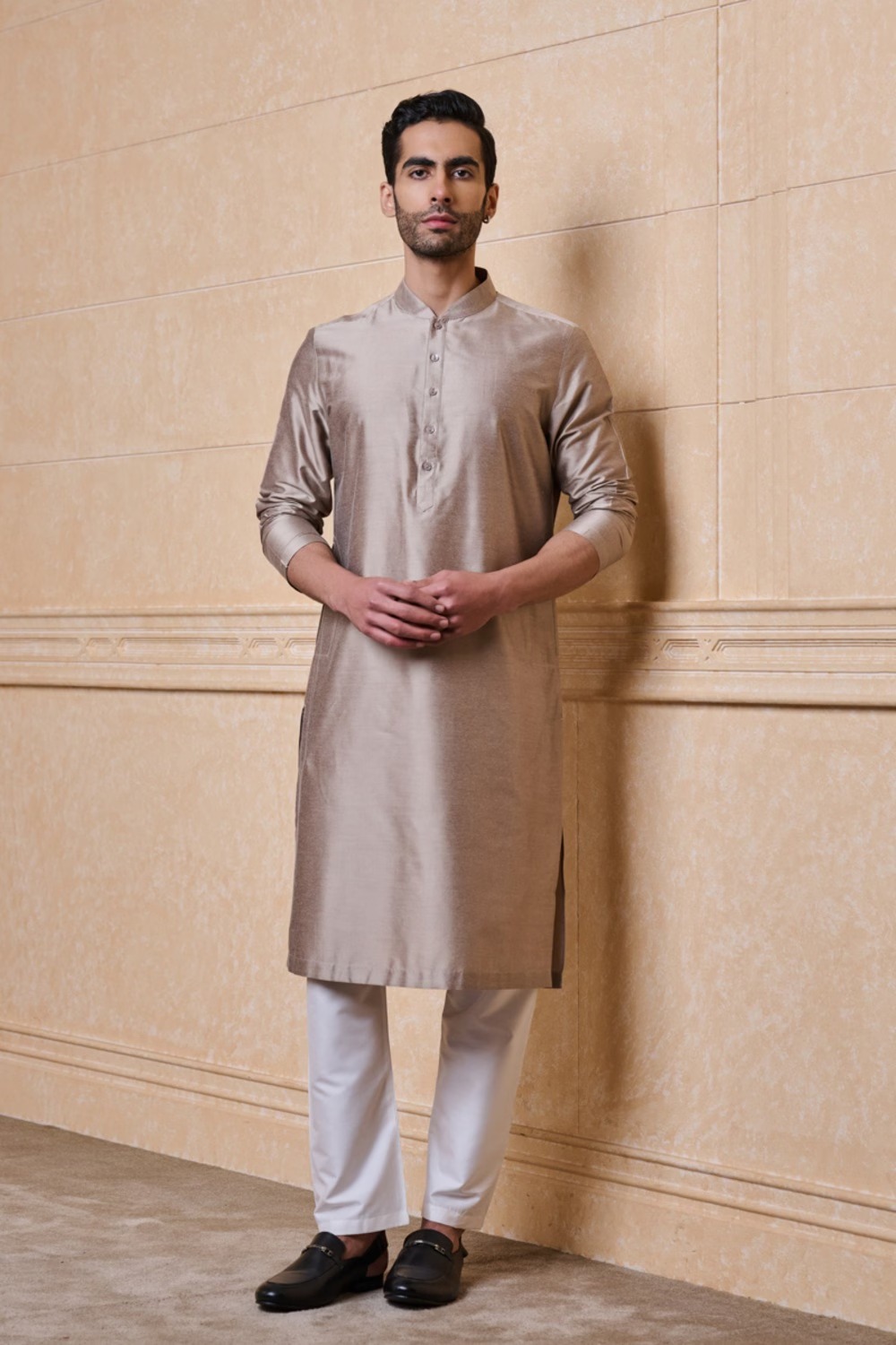 Beige Classic Single Kurta with Zero Point Collar